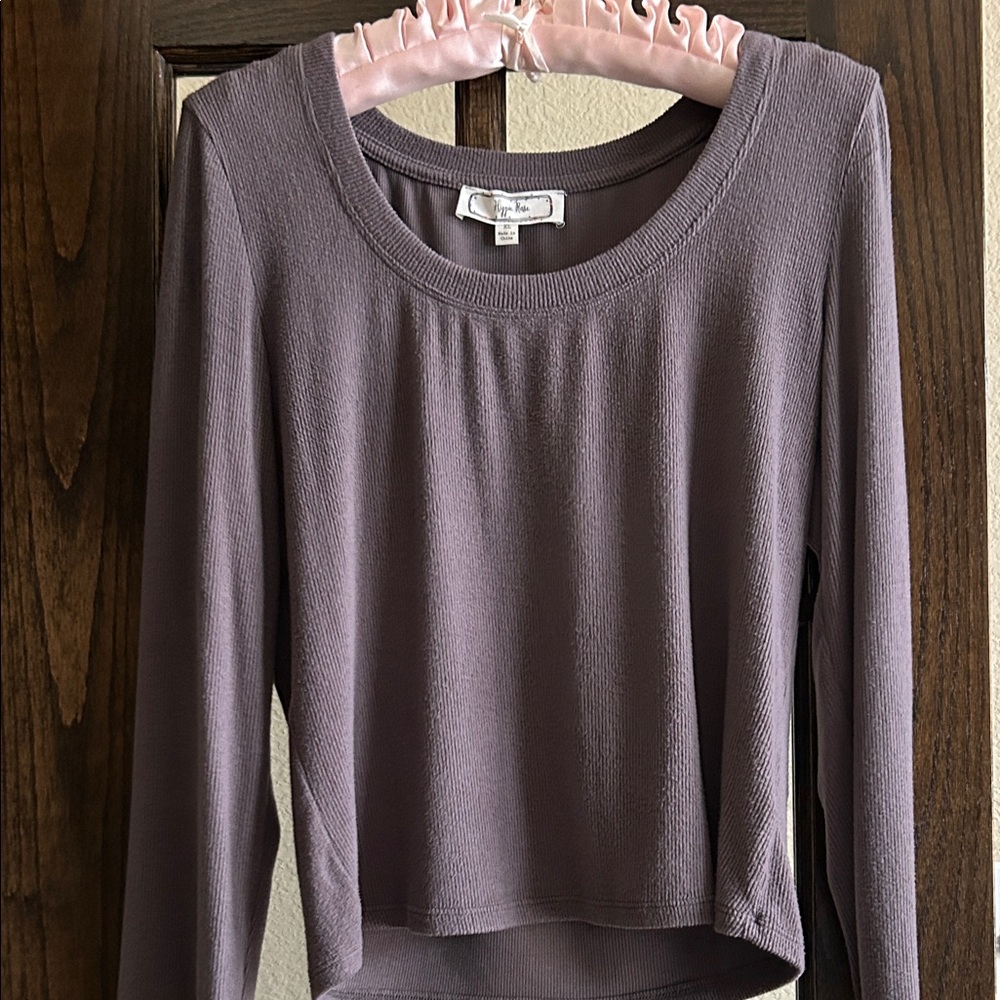 Gray Cropped Top